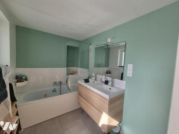  Maison rénovée avec Jardin, cachet et garanties décennales – secteur Place du travail Roubaix