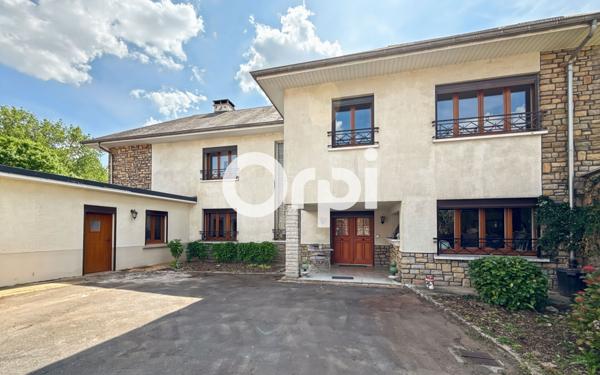 Maison à vendre    7 pièces • 267 m2 Sainte-Catherine