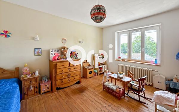 Maison à vendre    7 pièces • 267 m2 Sainte-Catherine