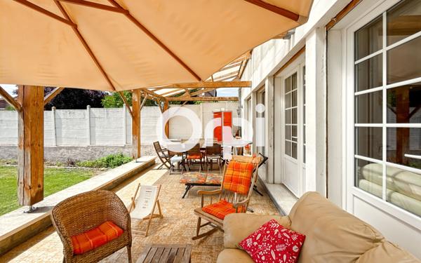 Maison à vendre    7 pièces • 267 m2 Sainte-Catherine