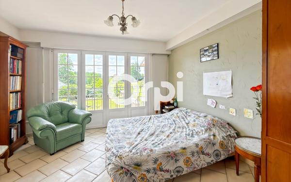 Maison à vendre    7 pièces • 267 m2 Sainte-Catherine