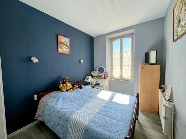 Maison lumineuse avec jardin et 2 studios loués !