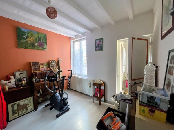 Maison lumineuse avec jardin et 2 studios loués !