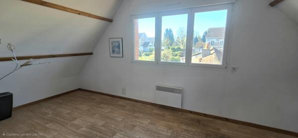 Bruay-la-Buissière (62700) Lot de 2 maisons ( un pavillon de 144 m² habitable sur sous-sol et un plain pied de 60 m²