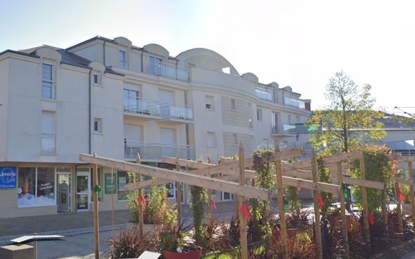 Stationnement à vendre    Fleury-les-Aubrais