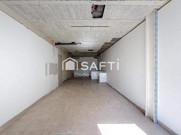 Bien à aménager avec parking proche frontière !