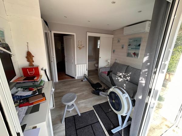Maison 5 pièces de 135 m² à Montboucher-sur-Jabron (26740)