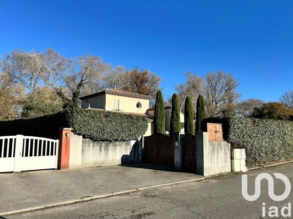 Maison 5 pièces de 135 m² à Montboucher-sur-Jabron (26740)