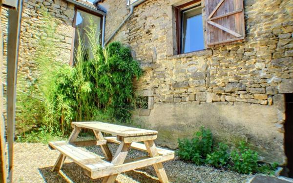 Maison à vendre    6 pièces •  Nolay