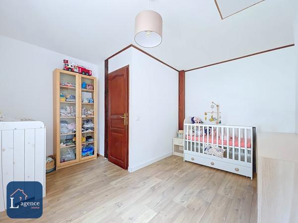 Maison de village T6 134m² Charme de l'ancien avec Jardin GEX 01170