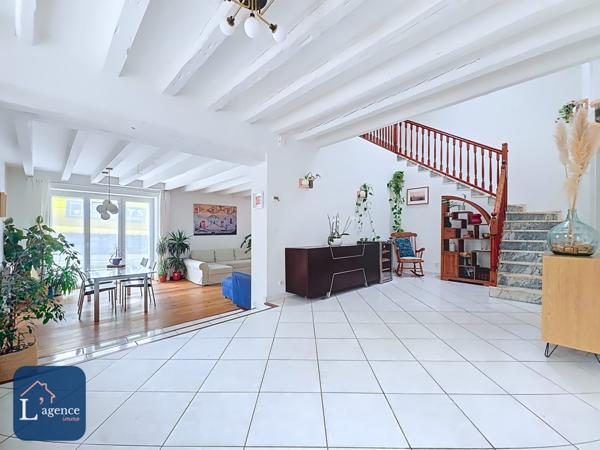 Maison de village T6 134m² Charme de l'ancien avec Jardin GEX 01170