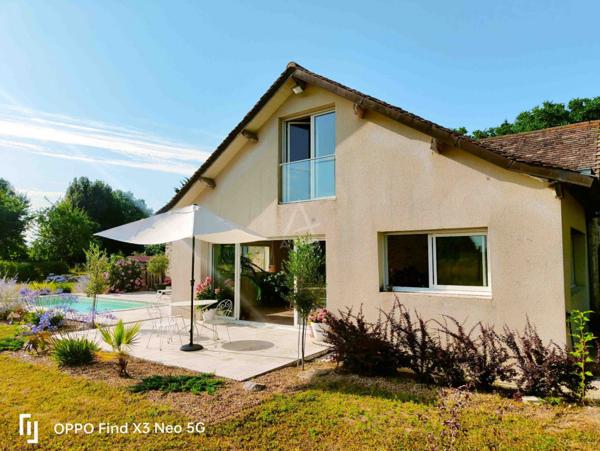 MAISON A LA CAMPAGNE AVEC PISCINE