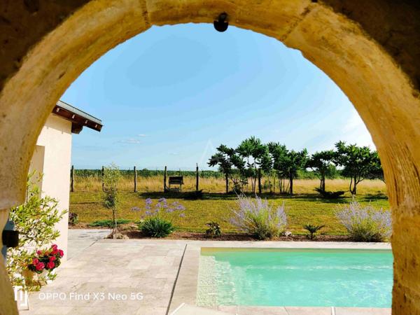 MAISON A LA CAMPAGNE AVEC PISCINE