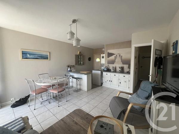 Appartement F2 à vendre  2 pièces - 41,81 m 2   ST HILAIRE DE RIEZ  - 85