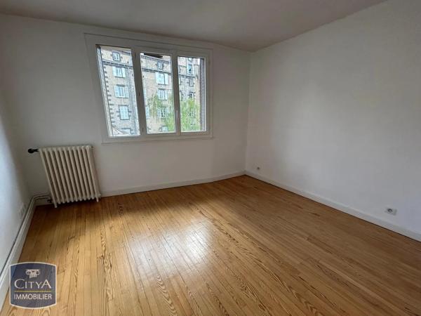 Appartement à louer 2 pièces 40m² Clermont-Ferrand (63000)