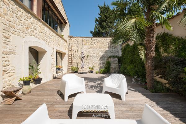 Lattes (34970) SUPERBE MAS rénové dans un esprit LOFT & aux prestations haut de gamme.