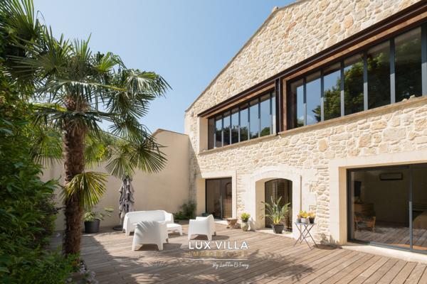 Lattes (34970) SUPERBE MAS rénové dans un esprit LOFT & aux prestations haut de gamme.