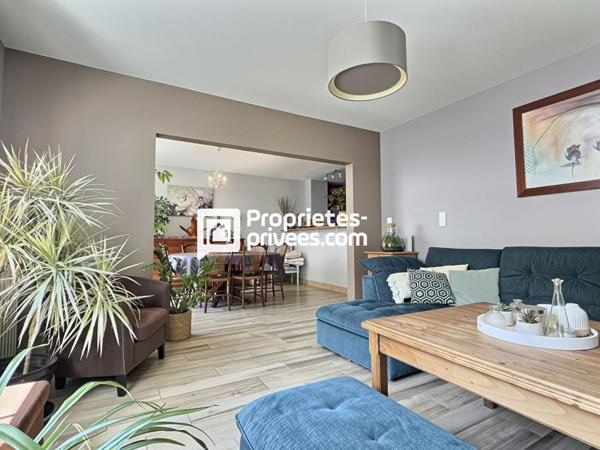 Maison T6 d'env. 161.5 m2 avec 5 ch. avec jardin et piscine sur PERIGUEUX (24000)