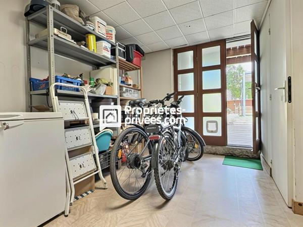 Maison T6 d'env. 161.5 m2 avec 5 ch. avec jardin et piscine sur PERIGUEUX (24000)
