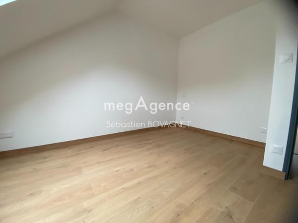 Maison à SILLE-LE-GUILLAUME, 72140 - 7 pièces 110m²