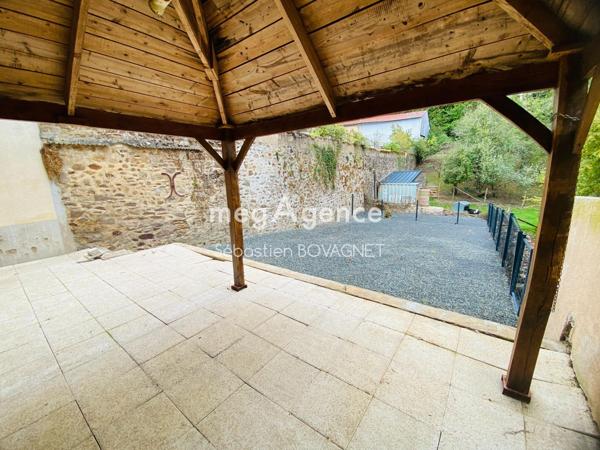 Maison à SILLE-LE-GUILLAUME, 72140 - 7 pièces 110m²