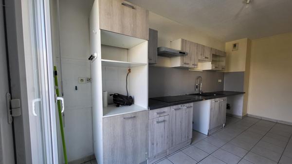 Vitrolles (13127) TRES BEL APPARTEMENT 4 PIECES AVEC 3 TERRASSES