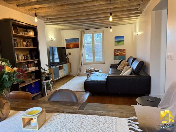 SUPERBE APPARTEMENT 4 P Duplex Centre ville-Château