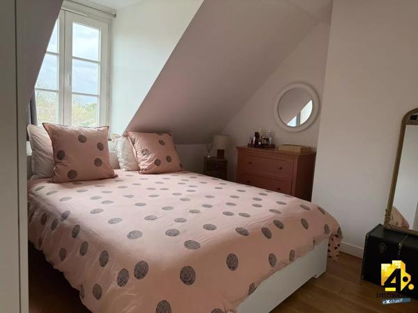 SUPERBE APPARTEMENT 4 P Duplex Centre ville-Château