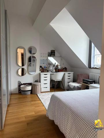 SUPERBE APPARTEMENT 4 P Duplex Centre ville-Château