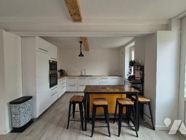 L'ISLE JOURDAIN (32600), Villa de 124m², à étage, avec jardin et garage.