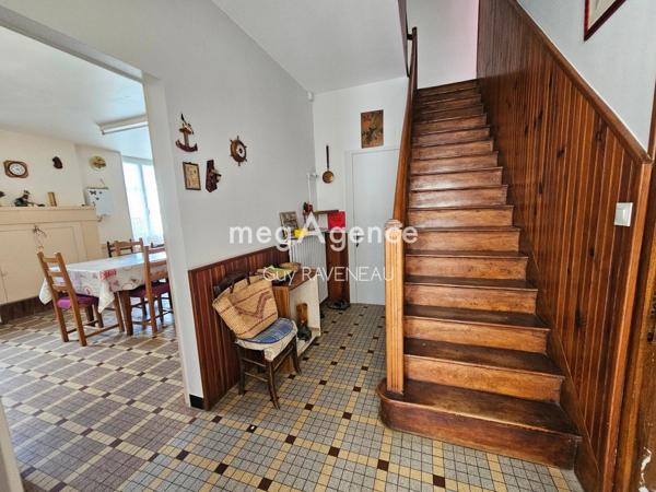 Maison à Loudun, 86200 - 5 pièces 128m²