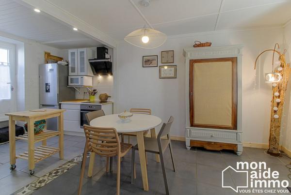 Ile d'Oléron : Maison de Bourg et son garage en annexe