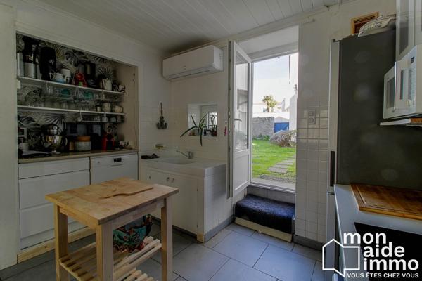 Ile d'Oléron : Maison de Bourg et son garage en annexe