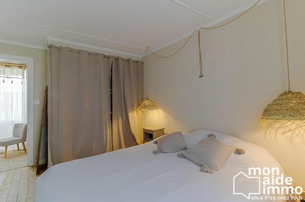 Ile d'Oléron : Maison de Bourg et son garage en annexe