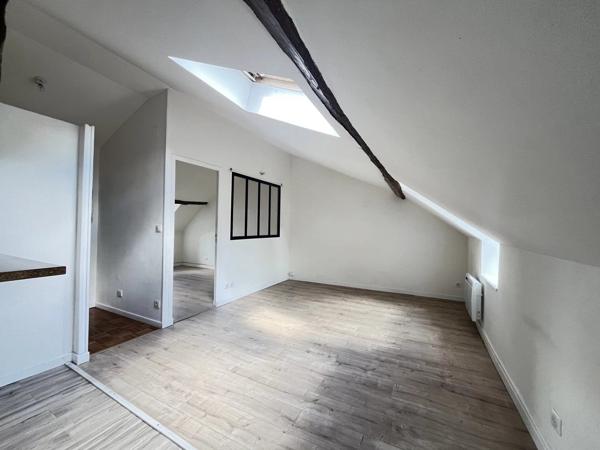 Location                                                      Appartement
                        
                     2 pièces                      41 m2                     à Nevers