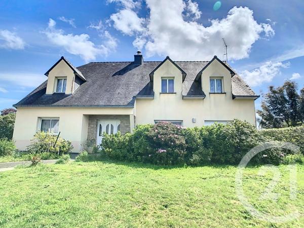 Maison à vendre  8 pièces - 245 m 2   ST LYPHARD  - 44