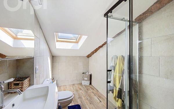 Maison à vendre    5 pièces •  Thuir