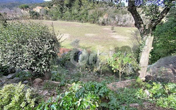 Maison à vendre    5 pièces •  Thuir