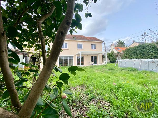 Vente maison Nantes : 472 500 € - AJP Immobilier Nantes Est