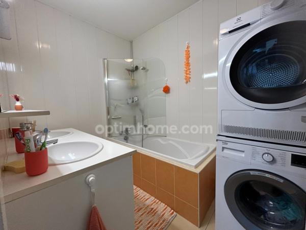 HABSHEIM, Quartier résidentiel, superbe appartement 4pièces 80.56m² (76.74m² carrez), 3chambres, terrasse, garage. Etat impeccable, aucun travaux. Top emplacement.