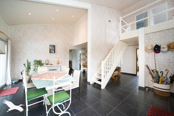 Maison à vendre |  Saint-André-de-Cubzac |  4 pièces | 130 m²