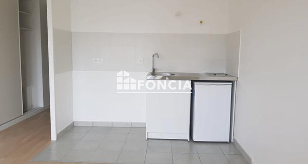 Location Studio 29.54 m² - Thiais 94320