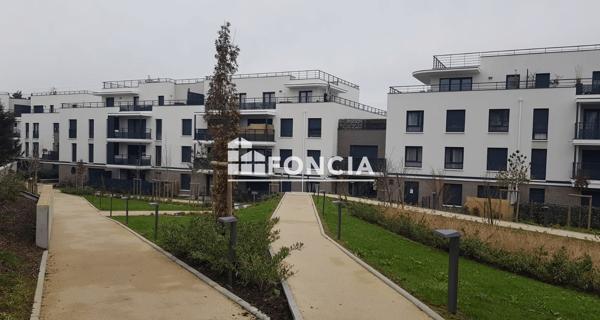 Location Studio 29.54 m² - Thiais 94320