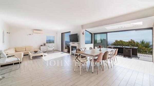 Villa familiale avec piscine et vue mer panoramique