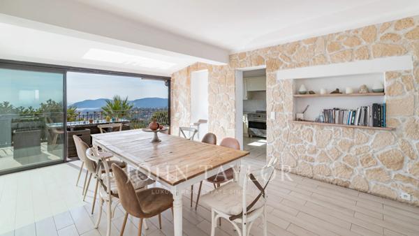 Villa familiale avec piscine et vue mer panoramique