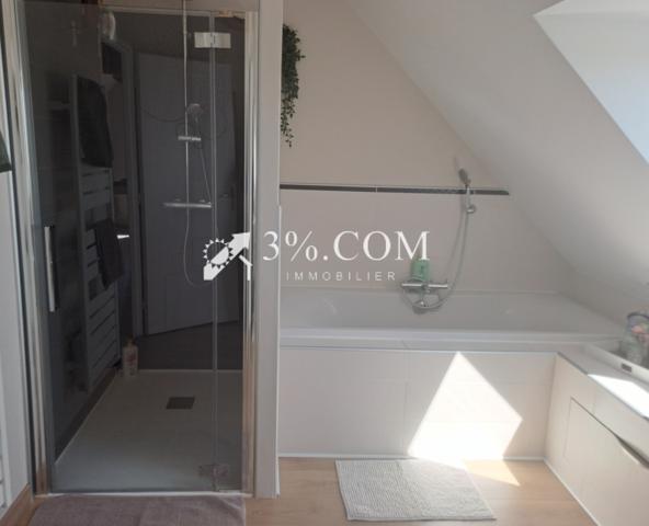 Maison 6 pièce(s) 3 chambre(s) 103 m²