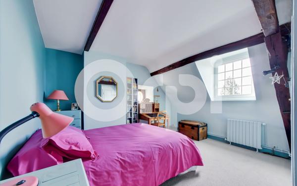 Maison à vendre    5 pièces • 187 m2 Senlis