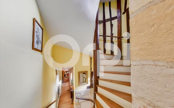 Maison à vendre    5 pièces • 187 m2 Senlis