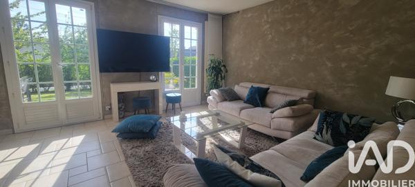 Maison à vendre 7 pièces 119 m² Le Mesnil-Esnard