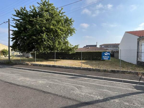 Terrain 61 600 € Cognac 645 m² DPE
